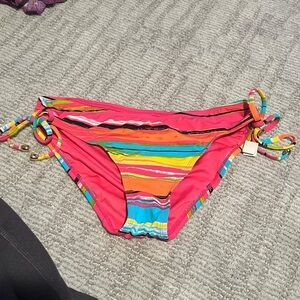 Multicolored bikini bottoms